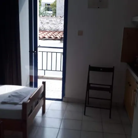 Vasitsa Ammos Apart Otel *